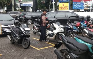 Pemkot Bandung Bakal Kaji Larangan Siswa Membawa Motor ke Sekolah