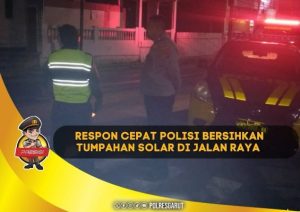 Polsek Kadungora solar tumpah ke jalan