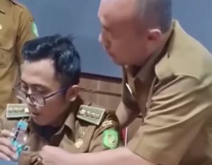 Camat sesak nafas