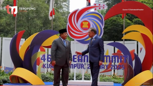 Momen Presiden Prabowo Disambut PM Anwar Ibrahim di KTT ke-46 ASEAN