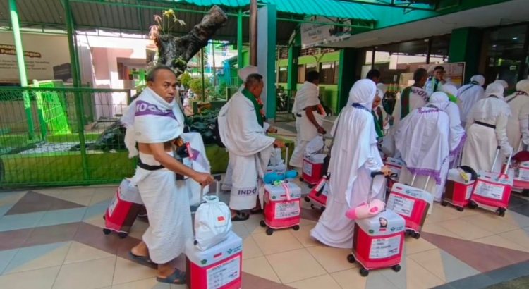 jemaah haji korban perampokan. jemaah haji bogor