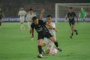 Eky Taufik Bangga Tetap Bersama Persis Solo di Musim Depan 