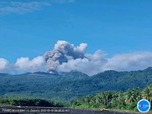 Gunung Dukono Alami 2 Kali Erupsi, Tinggi Kolom Abu Capai 1.900 Meter