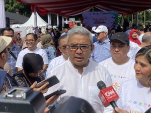 Farhan Gaspol Atasi Macet Bandung: Flyover, BRT, hingga Angkot Pintar Disiapkan