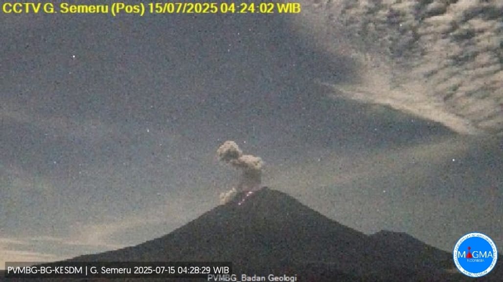 Lava Gunung Semeru