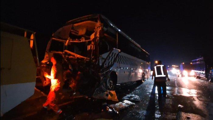 Kecelakaan Maut Bus di Tol Cipularang, 1 Tewas 5 Luka-luka