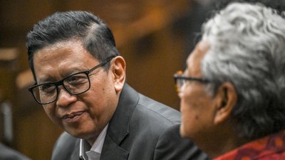 hasto jawab replik jaksa