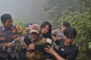 Pendaki Gunung Agung Hipotermia