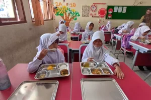 194 Pelajar Garut Alami Gejala Keracunan Usai Santap MBG
