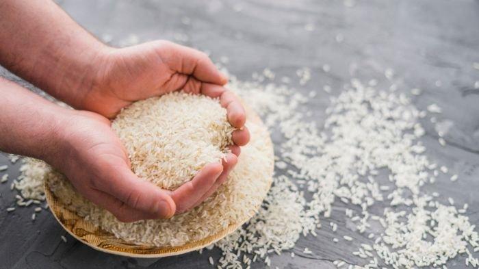 Harga Eceran Tertinggi Beras Medium Naik Jadi Rp13.500 per Kilogram
