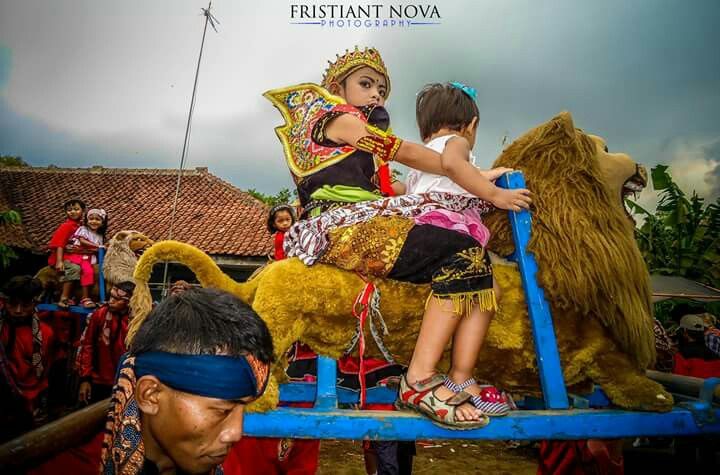 Dikira Sekadar Hiburan Khitan, Ternyata Ini Asal-usul Sisingaan yang Tidak Banyak orang Tahu