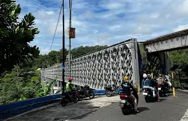 Jembatan Cirahong