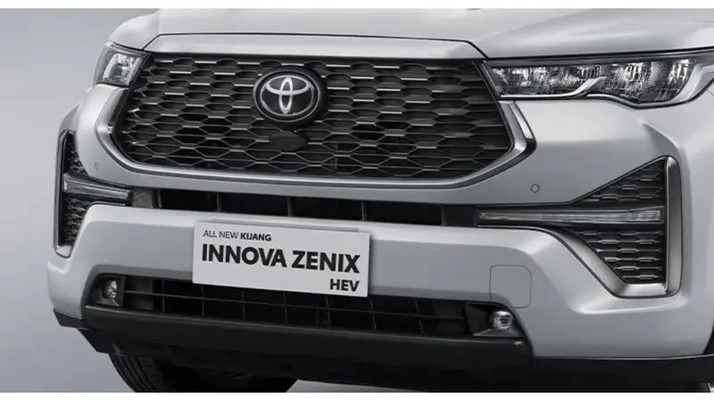 New Kijang Innova Zenix