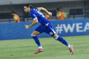 Andrew Jung Latihan Fisik