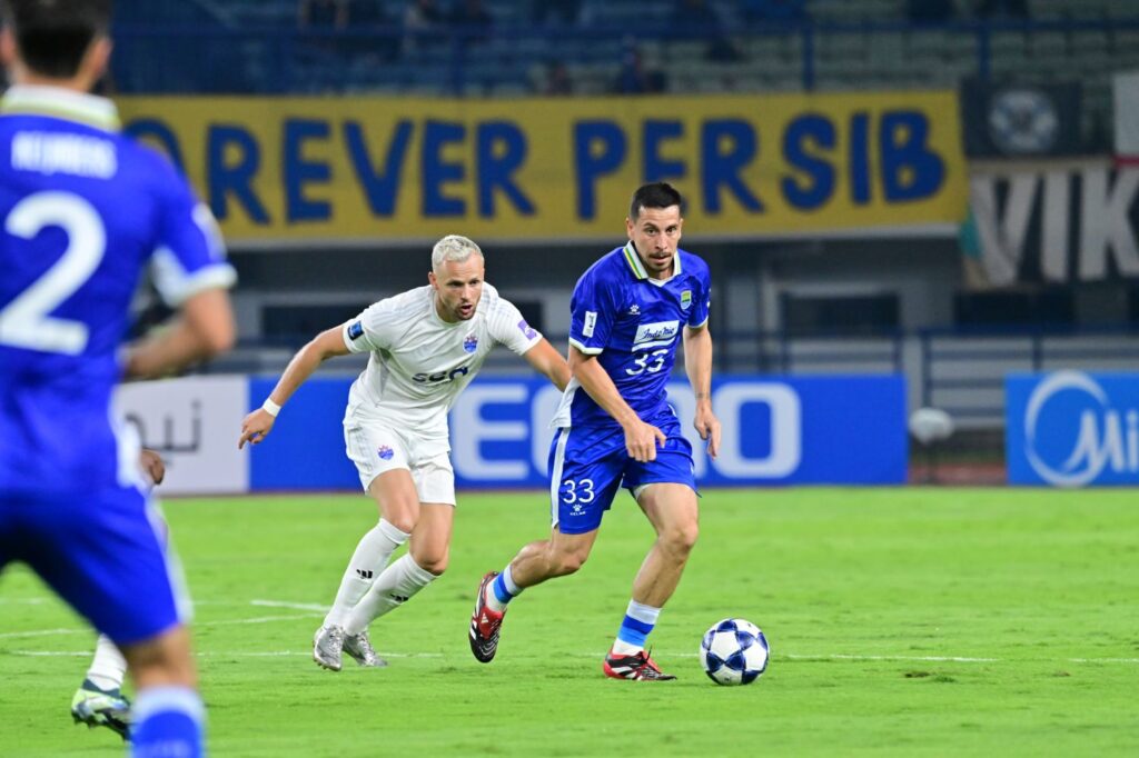 Thom Haye Ogah Berlebihan Tanggapi Gelar Pemain Terbaik di Laga PSBS versus Persib