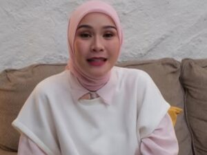 Karyawan Zaskia Mecca