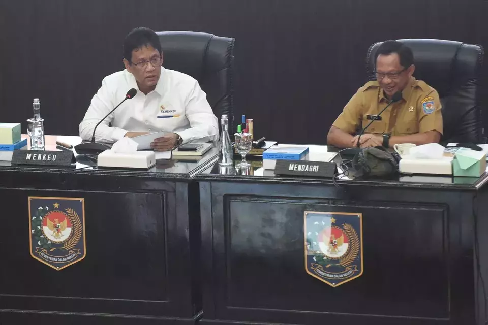 Tito dan Purbaya Sepakat: Stop Parkir Dana Pemda di Bank!