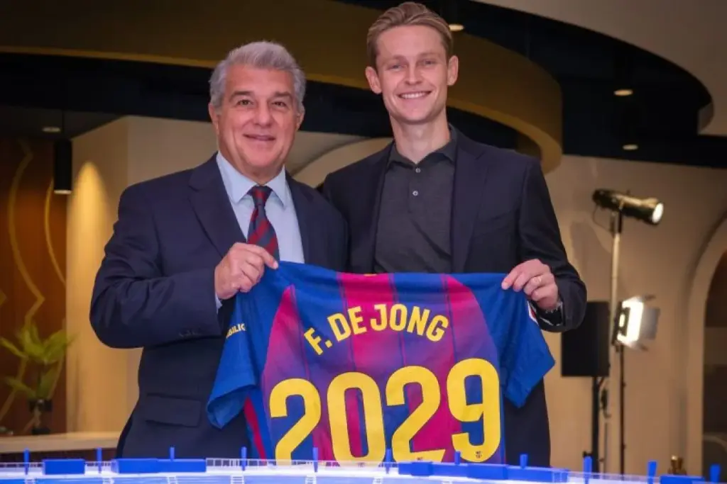 Frenkie de Jong Perpanjang Kontrak di Barcelona hingga 2029