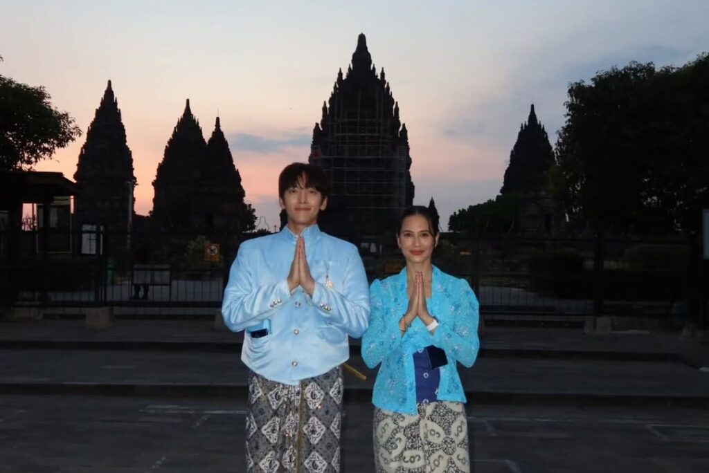Ji Chang Wook Candi Prambanan