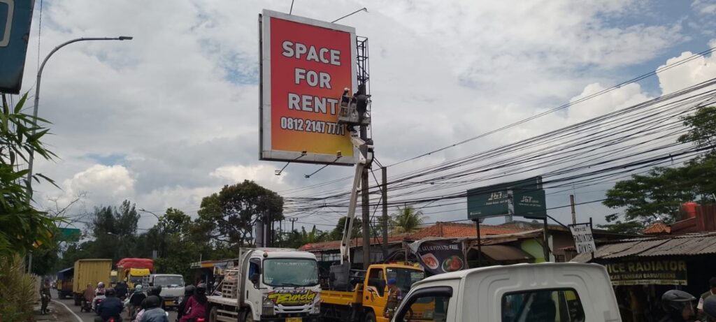 Reklame Ilegal (Dok Pemkab Bandung)