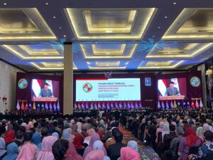 Hadiri Wisuda Sarjana 2025, Presiden Prabowo Tekankan Pentingnya STEM di Perguruan Tinggi