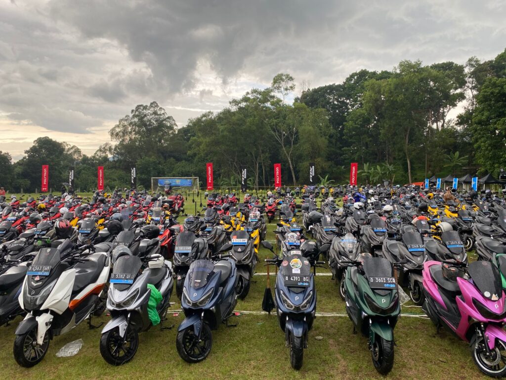 Polytron EV River Pecahkan Rekor MURI di Sumedang