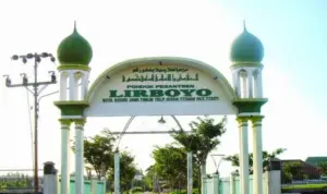 pesantren tertua di indonesia