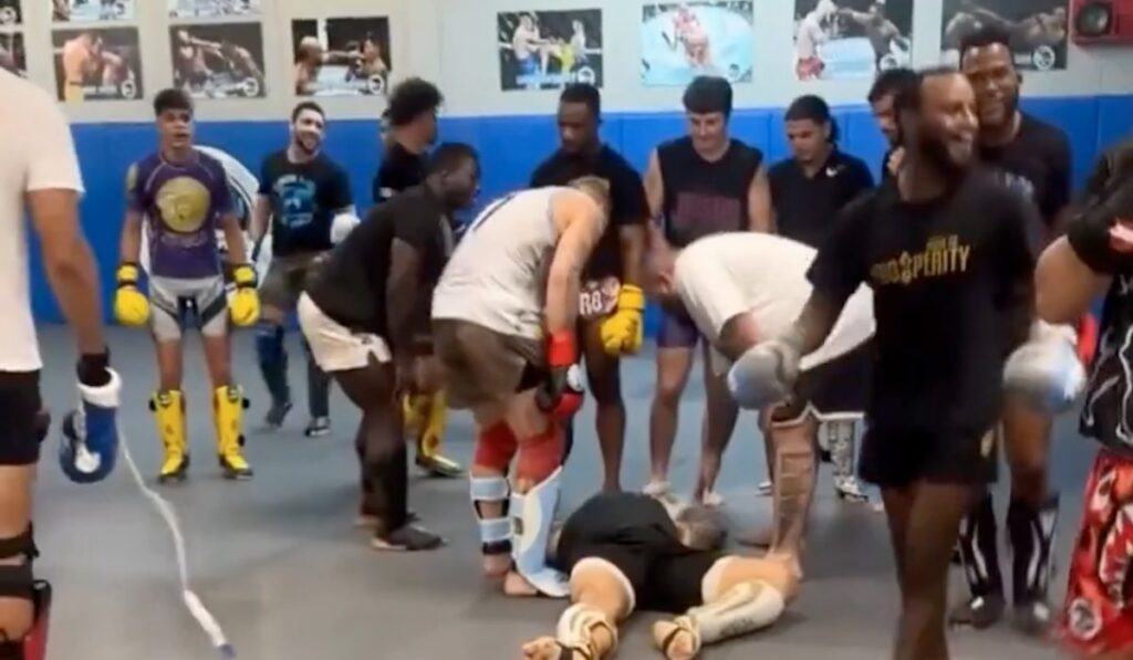 video Alex Pereira
