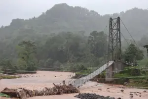 BNPB Percepat Pembangunan Jembatan Penghubung Desa Toblong–Sukanegara Garut