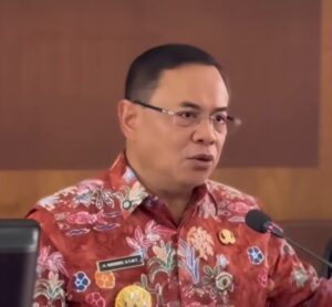 Bupati Pati dimakzulkan