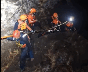 Tim SAR Gabungan Temukan Korban Tenggelam di Sungai Gua Lalay Pangandaran