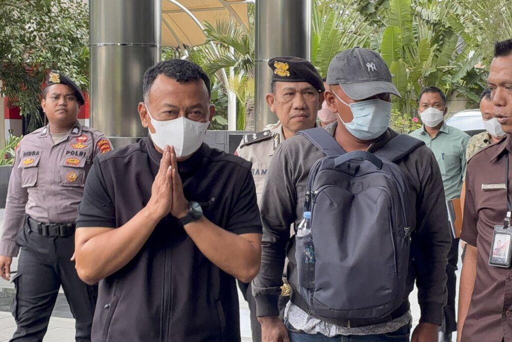 bupati ponorogo kena ott kpk