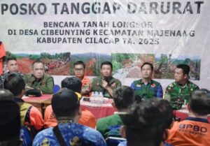 longsor cilacap-5