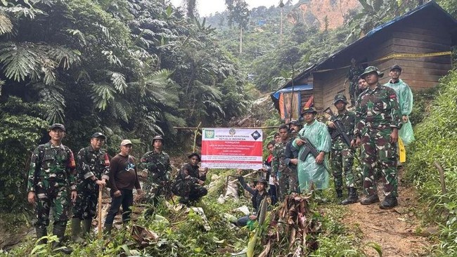 lubang tambang emas gunung salak
