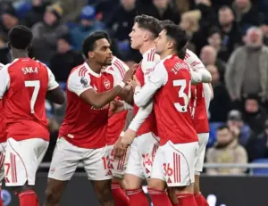 Prediksi Skor Arsenal vs Chelsea Semifinal Carabao Cup 2026