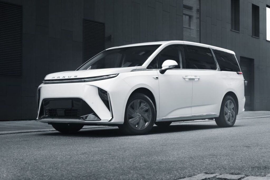 Maxus Mifa 9