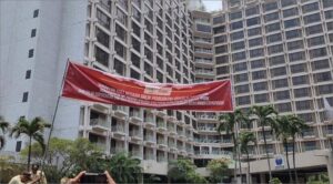 sengketa hotel sultan