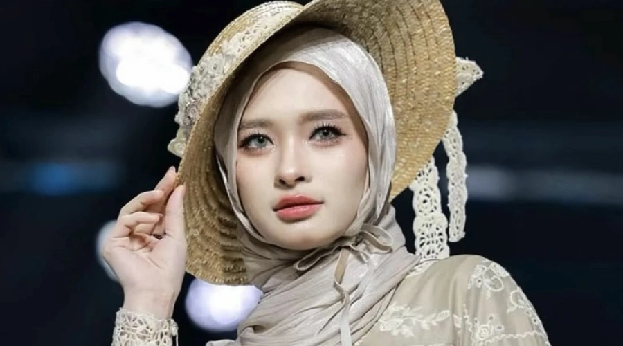 hotman paris, inara rusli perzinahan