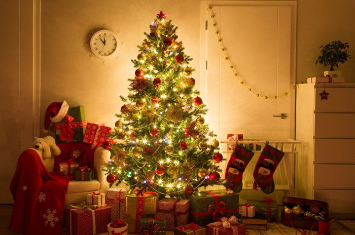 makna pohon natal