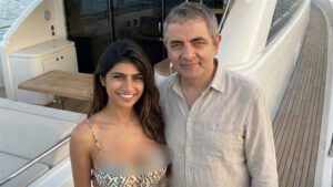 rowan atkinson mia khalifa