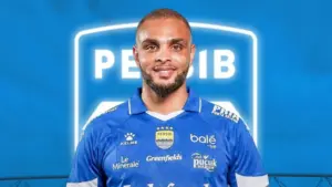 Layvin Kurzawa Persib