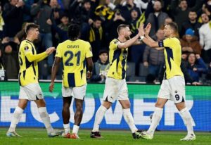 Prediksi Skor Kocaelispor vs Fenerbahce Turkish Super Lig 2025/2026