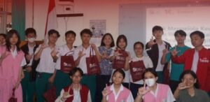 OJK Jabar Edukasi Keuangan Kepada Pelajar di SMA Trinitas Bandung
