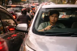 BBM Mobil Boros Saat Macet Ini Penyebabnya, dari AC hingga Cara Mengemudi