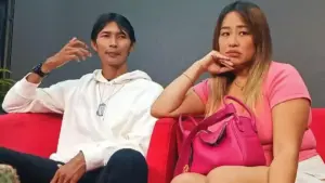 Arya Khan. pinkan mambo cerai