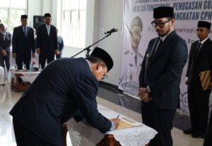 Bupati Jeje Pelantikan