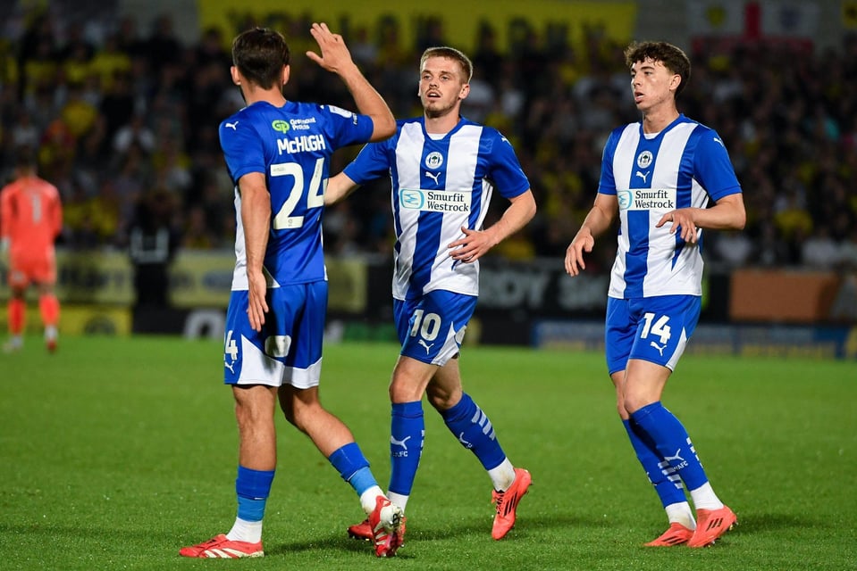 Prediksi Skor Wigan Athletic vs Leyton Orient EFL League One 2025/2026