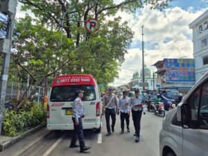 Parkir Liar, Puluhan Kendaraan Ditindak di Kawasan Rawan Macet Kota Bandung